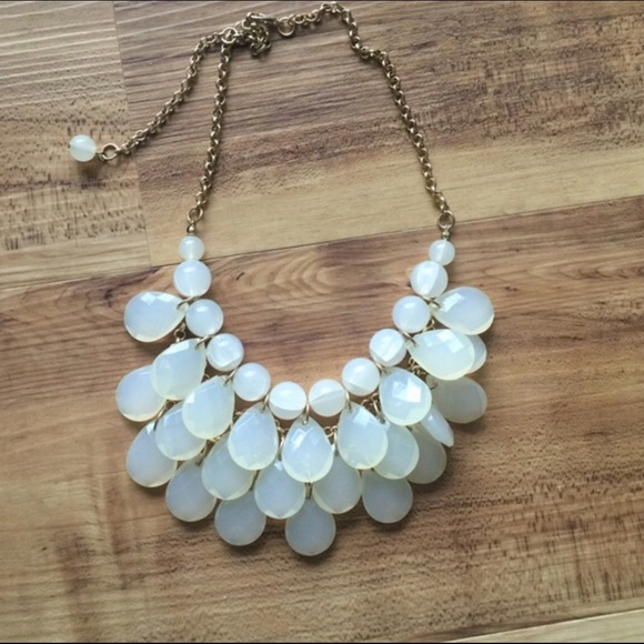 Layered ivory necklace - Picture 2 of 2